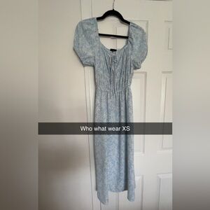 Blue Floral midi Dress